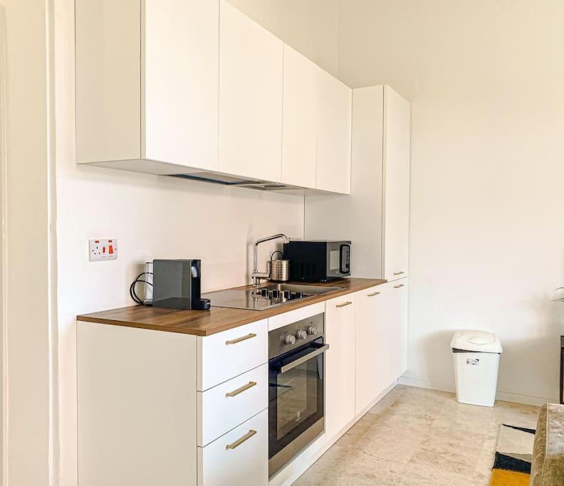 Appartement Designer Furnished - Entire 2b By Solea *