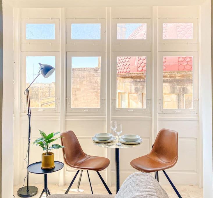 Designer Furnished - Entire 2b By Solea Appartement